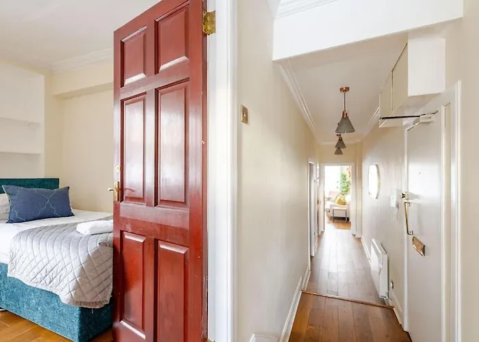 Stunning Royal Mile 2 Bedroom 아파트
