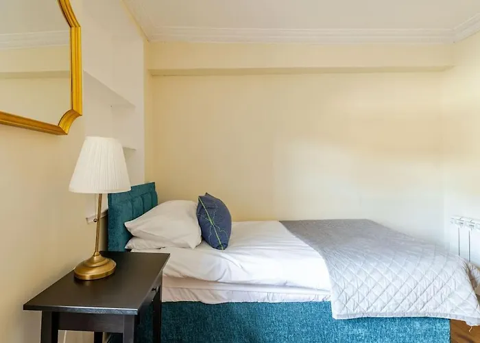 아파트 Stunning Royal Mile 2 Bedroom 에든버러