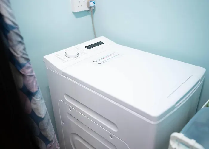 شقة Stylish In 5 Beds 3 Bedrooms *