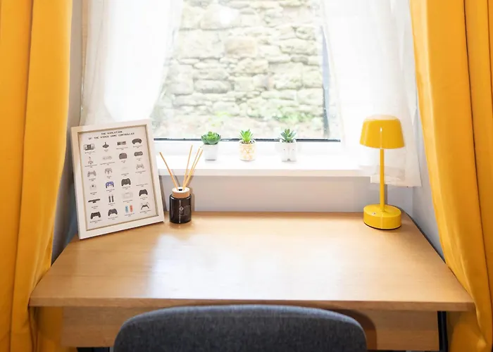 Apartament Stylish In 5 Beds 3 Bedrooms