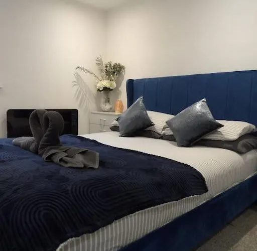 Modern 3bhk Near Zoo Apartmán