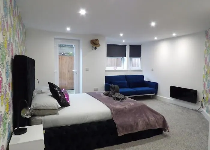Modern 3bhk Near Zoo 아파트 *