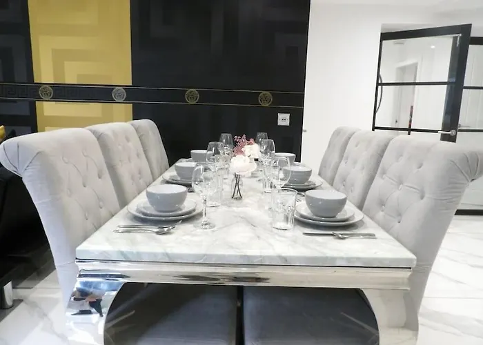 Modern 3bhk Near Zoo * 에든버러