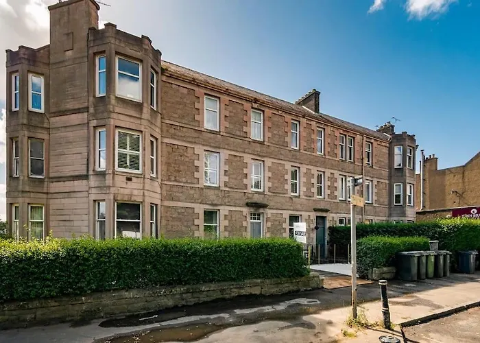 Modern 3bhk Near Zoo * Edinburgh