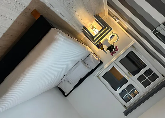 Flat On Duff דירה *