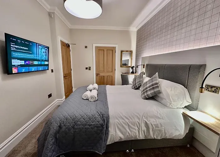 Spectacular 2 Bed, 2 Bath In Centre Apartament Edynburg