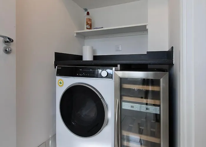 Luxury 4 Bedroom Townhouse With Free Parking * エディンバラ