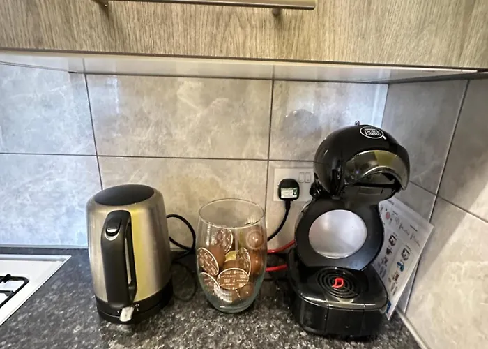 Cosy In Centre , 2 Bedroom1 Bathroom Apartment