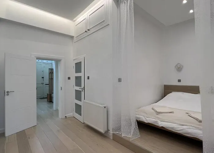 Centre 1bed Flat Near Castle & Uni Apartment *