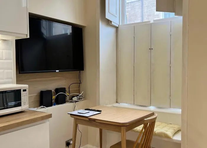 Centre 1bed Flat Near Castle & Uni Apartment Edinburgh