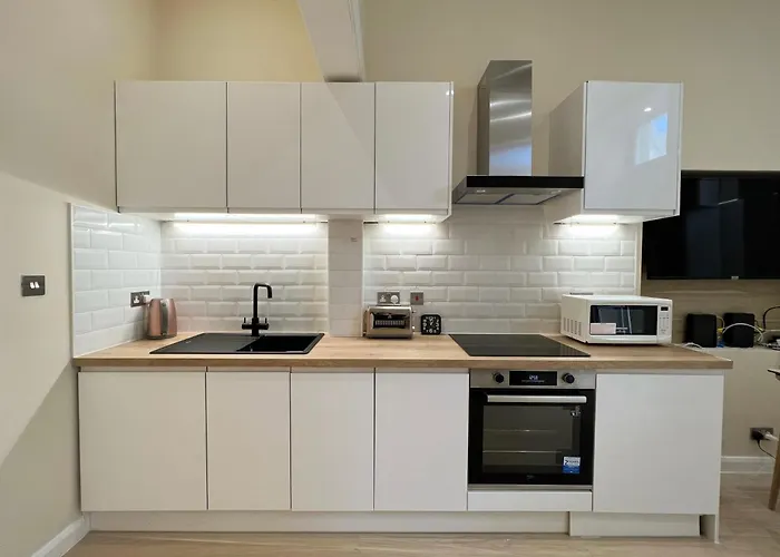 Centre 1bed Flat Near Castle & Uni * Edinburgh