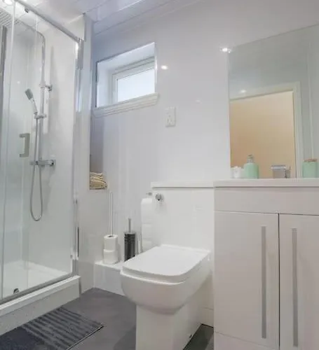 In Newington * אדינבורו