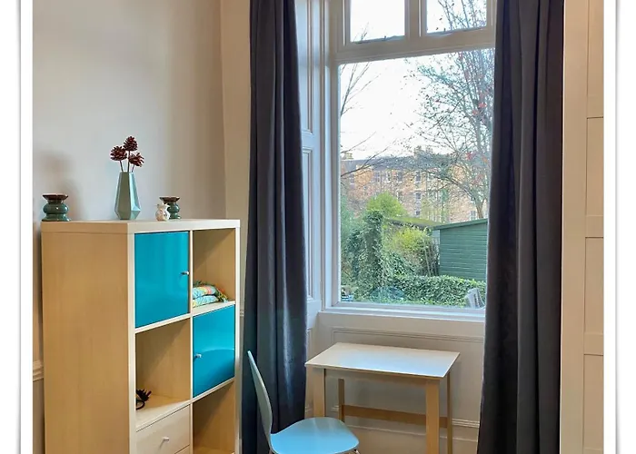 Beautifully Decorated 2bed Apt- Gem In Center