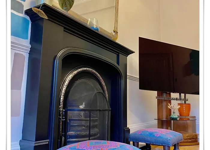 Beautifully Decorated 2bed Apt- Gem In Center * Edynburg