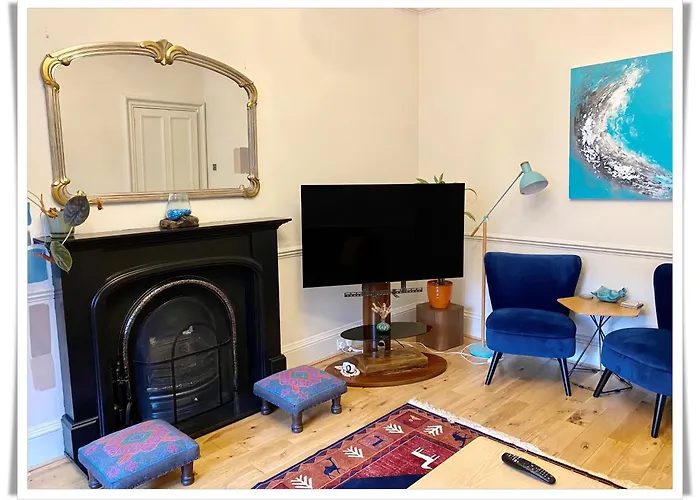 Apartament Beautifully Decorated 2bed Apt- Gem In Center
