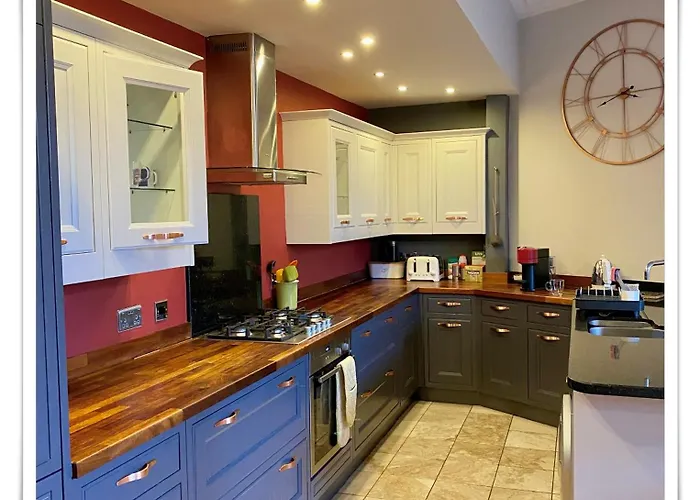Apartament Beautifully Decorated 2bed Apt- Gem In Center *