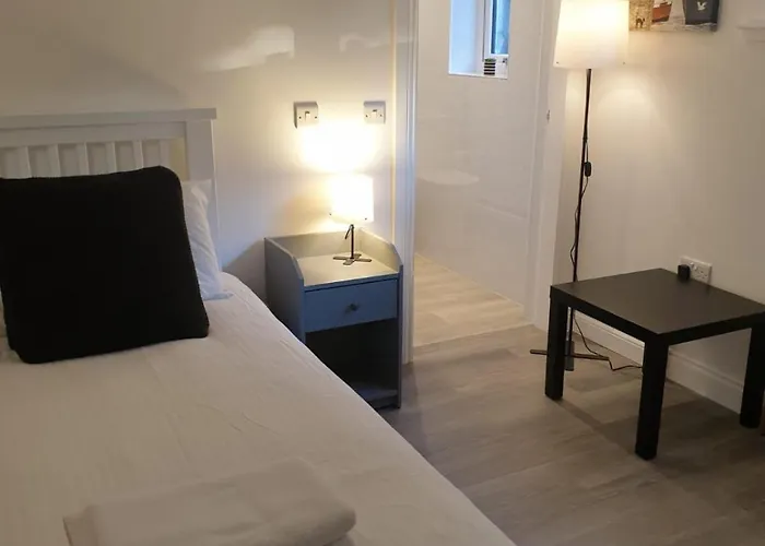 Victoria Park House * Edinburgh