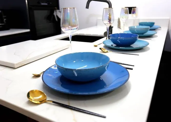Cosy Apartment, Free Street Parking 아파트 *