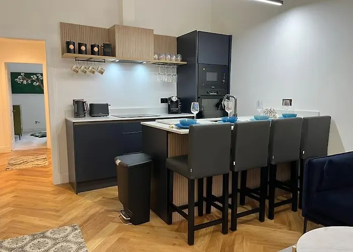 Διαμέρισμα Cosy Apartment, Free Street Parking
