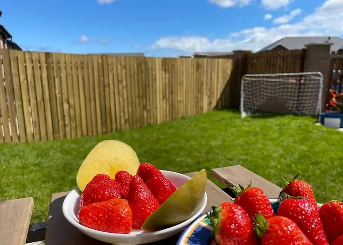 Superb Townhouse Silent אדינבורו