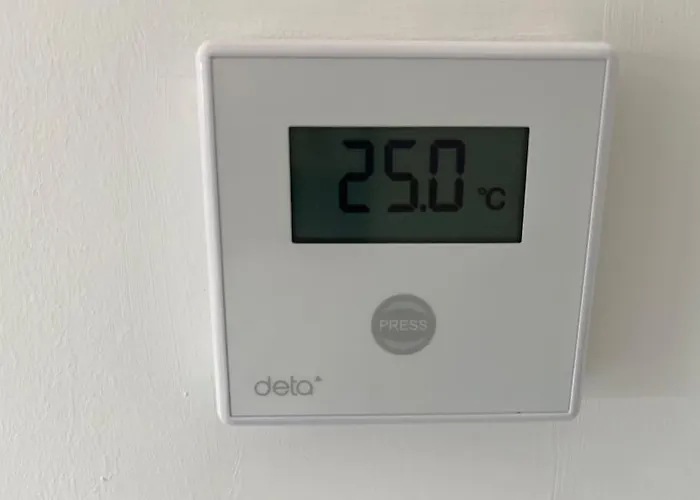 בית נופש Superb Townhouse Silent