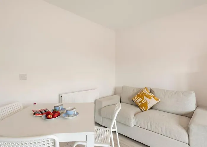 Superb Townhouse Silent בית נופש