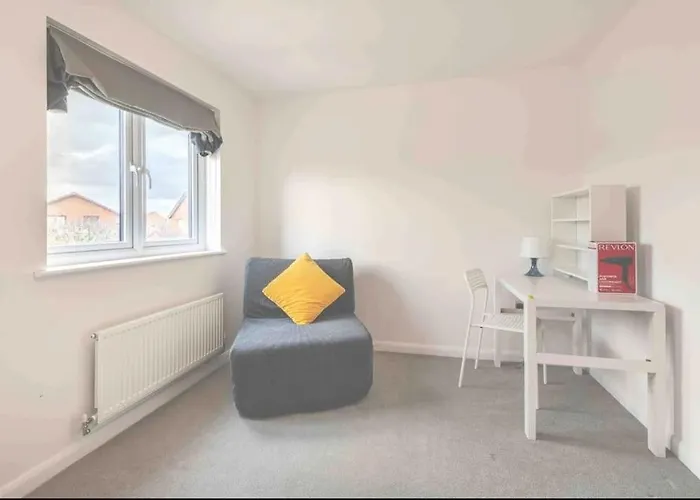 Superb Townhouse Silent * אדינבורו