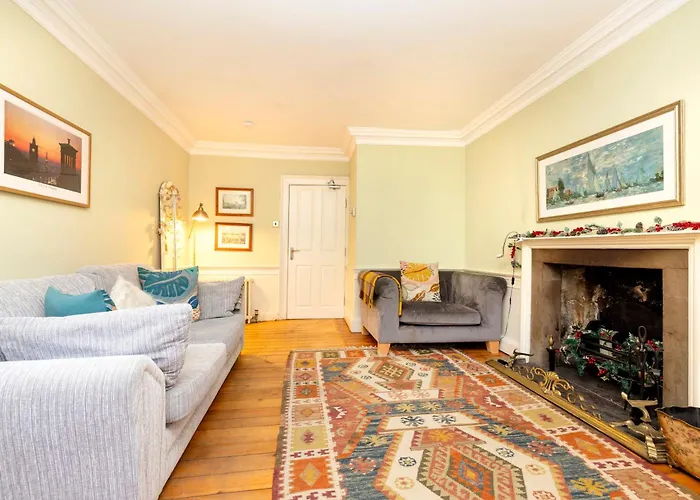 Joivy Beautiful Apartment, Private Garden, Calton Hill