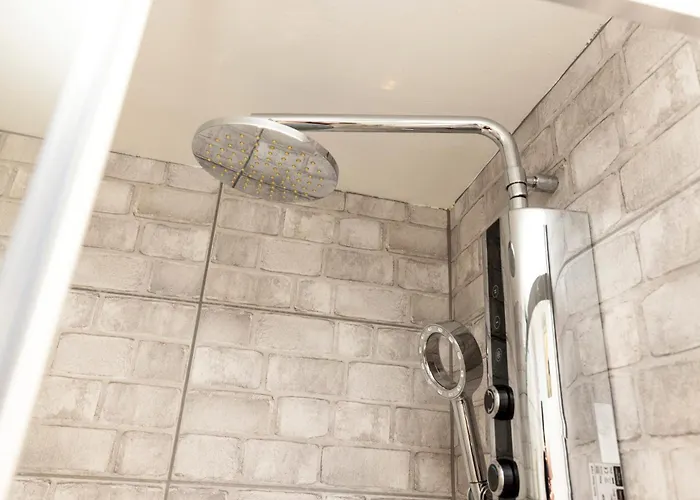 Joivy Beautiful Apartment, Private Garden, Calton Hill