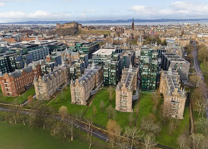 Extremely Quartermile Near Castle And Apartamento Edimburgo