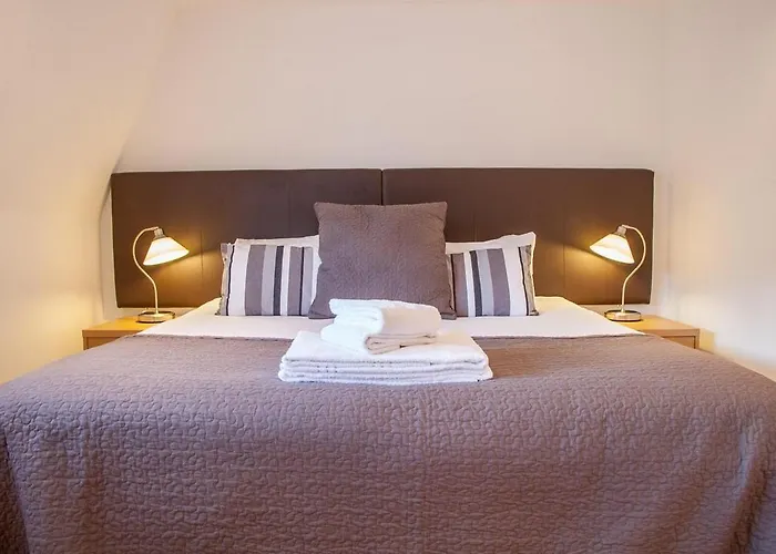 Aparthotel Cs Exclusive Of Princess Street West End *