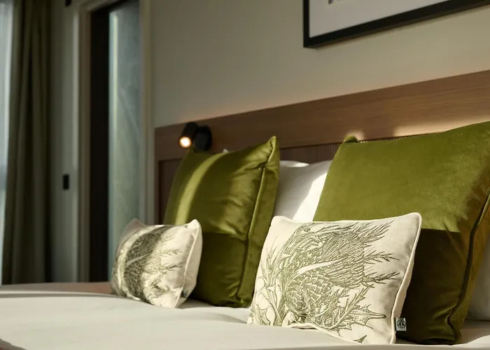 Hotell The Resident Edinburg