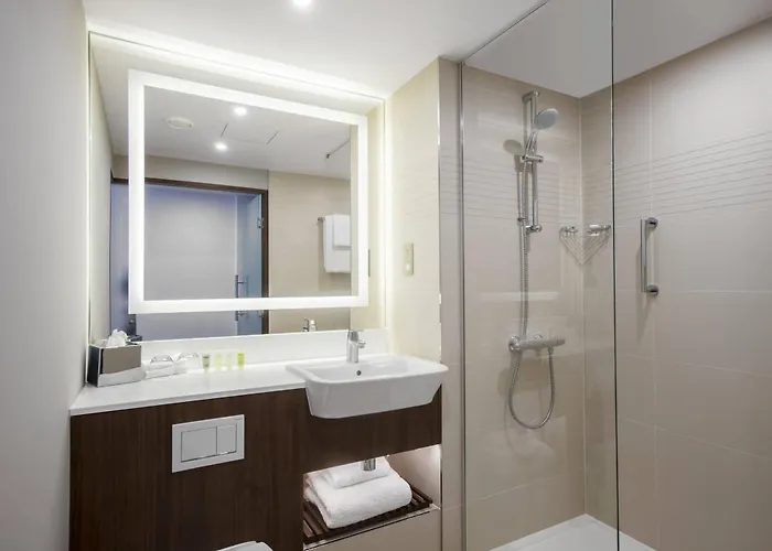 Courtyard By Marriott West Edinburgh