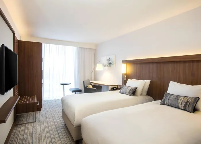 Hotel Courtyard By Marriott West 4*