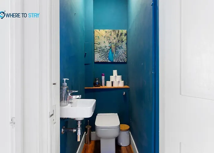 First Floor-2 Bedroom Apartment- By Holiday Homes