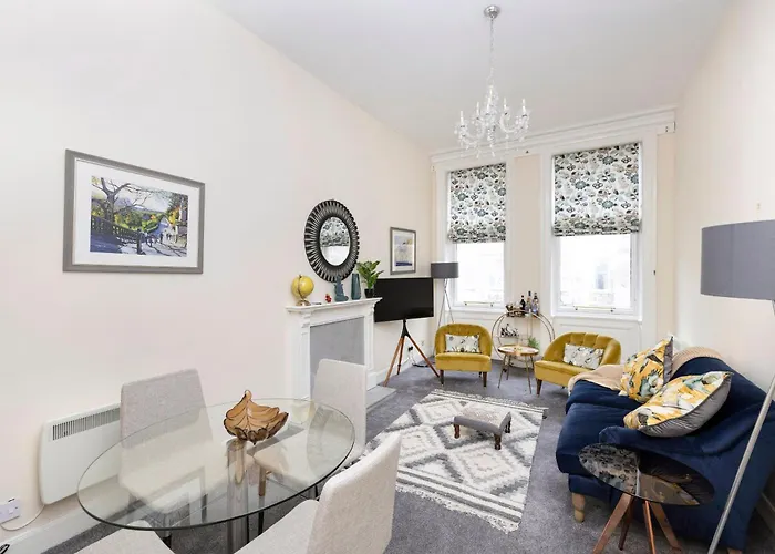 Stylish 2-bedroom Old Town Next To Royal Mile Lejlighed