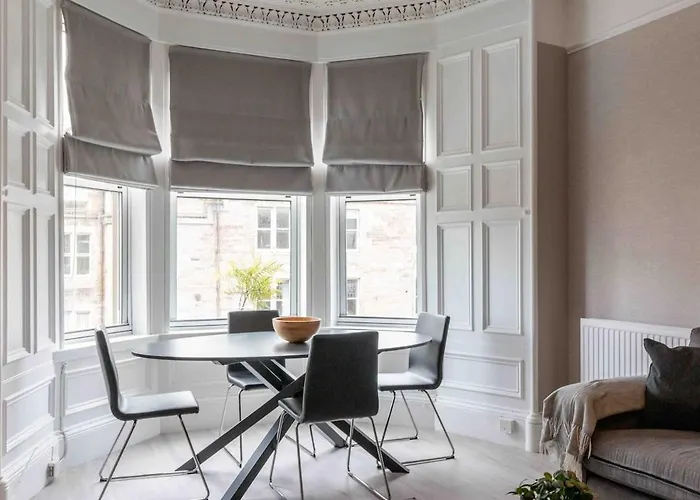 Spacious 3 Bed In Marchmont