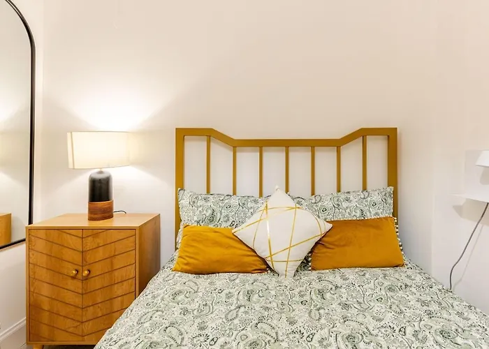 Cosy Apartment, Free Street Parking Διαμέρισμα *