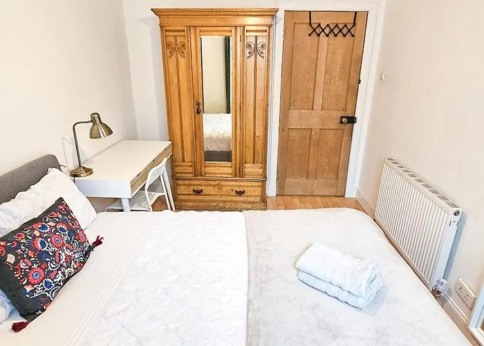 דירה Harry Potter Styled 3-bed - *