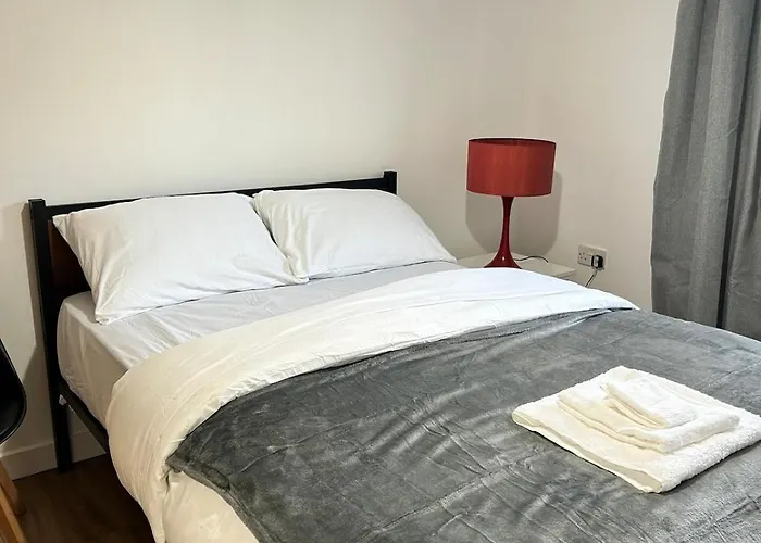 Charming Away From Home! Apartment