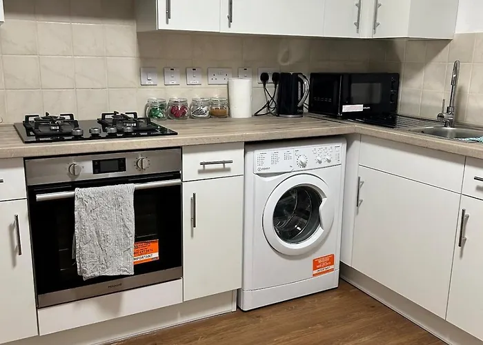 Charming Away From Home! شقة *