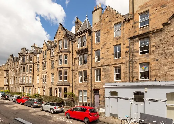Spacious 3 Bed In Marchmont *