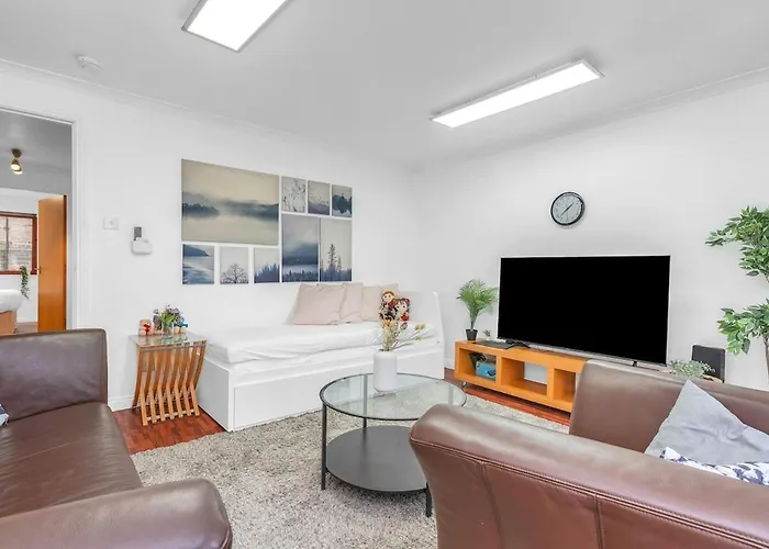 Lägenhet Modern 2 Bedroom In Centre *