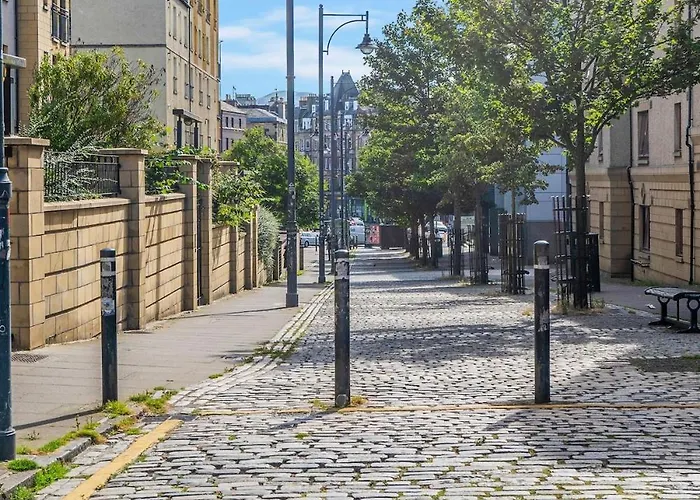 Modern 2 Bedroom In Centre * Edimburgo