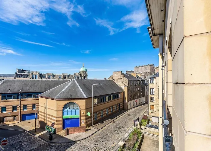 Modern 2 Bedroom In Centre * Edinburg