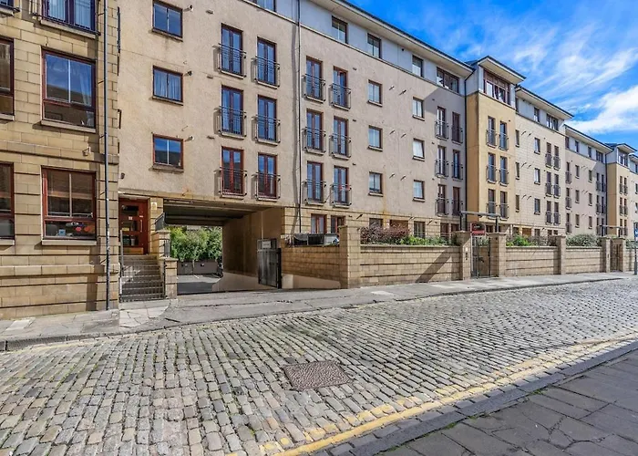 Modern 2 Bedroom In Centre Edimburgo
