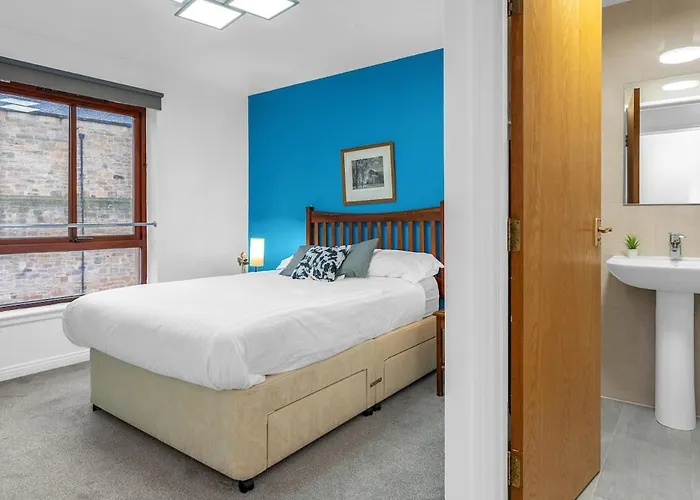Modern 2 Bedroom In Centre Edimburgo
