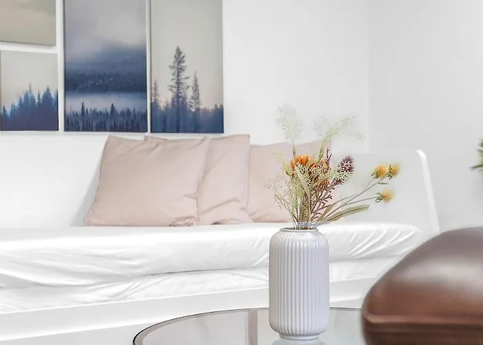 Modern 2 Bedroom In Centre