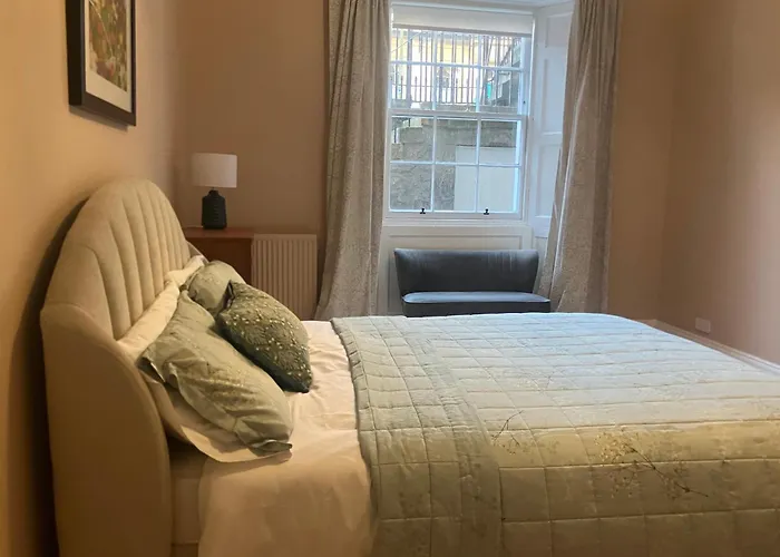 Διαμέρισμα Spacious In *