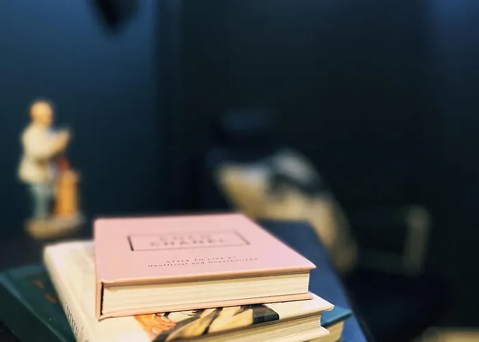 Designer Flat By Castle شقة